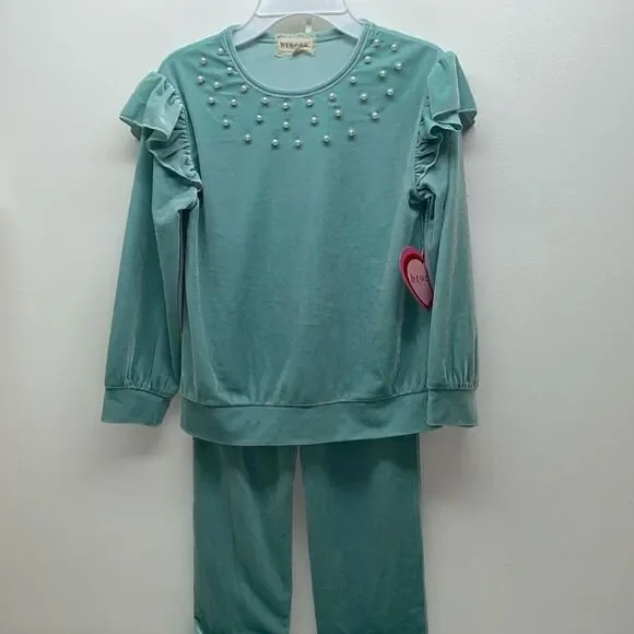 🔥 Btween velvet green 2 pc set sweater & pants sz 12 New - Picture 5 of 5